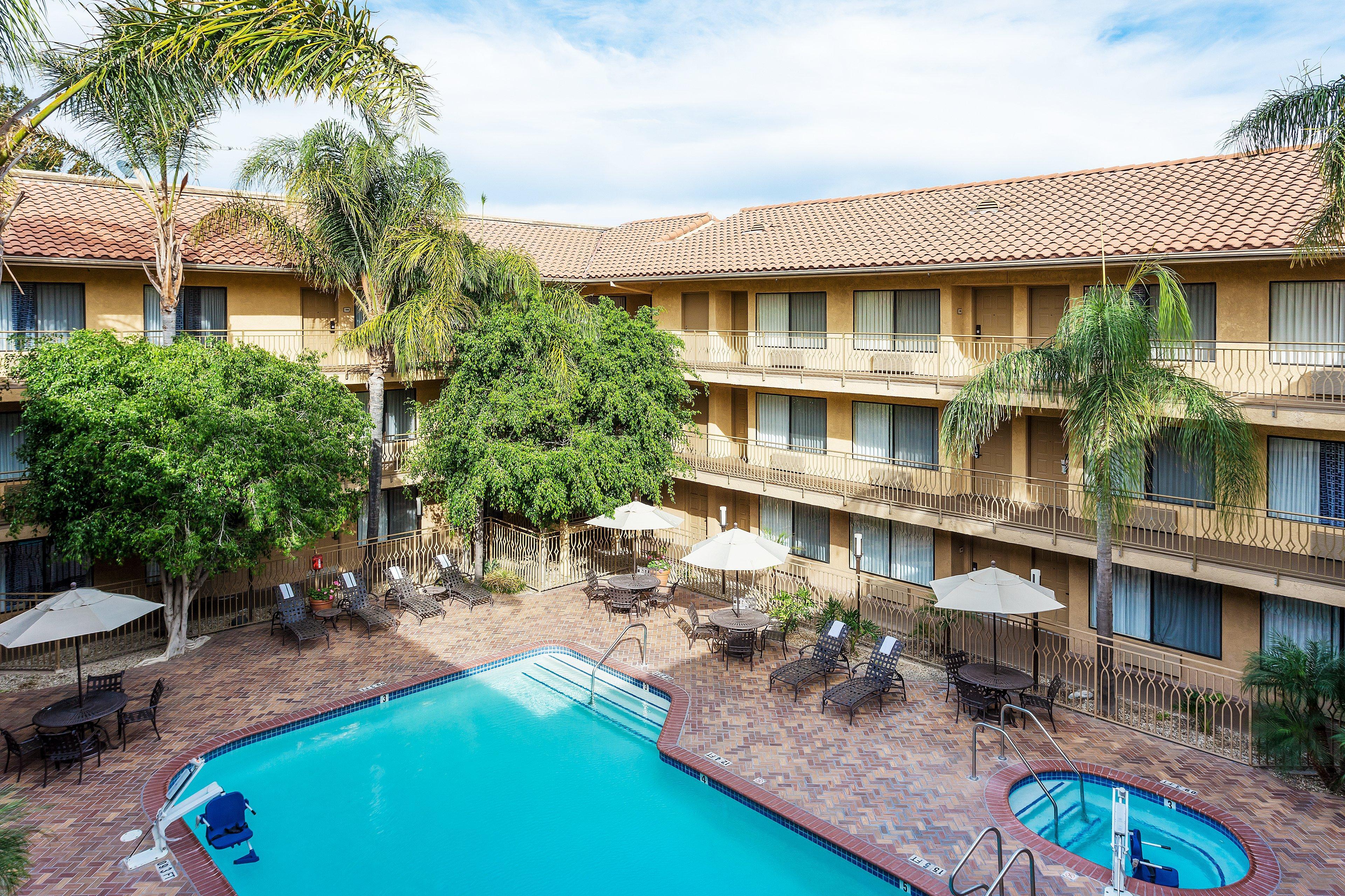 Holiday Inn Express Simi Valley By Ihg Zewnętrze zdjęcie